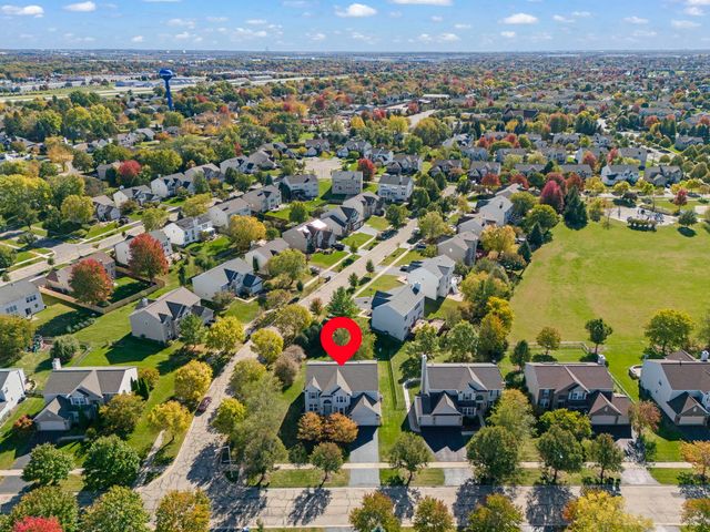 1 Firethorn Court, Bolingbrook, IL 60490