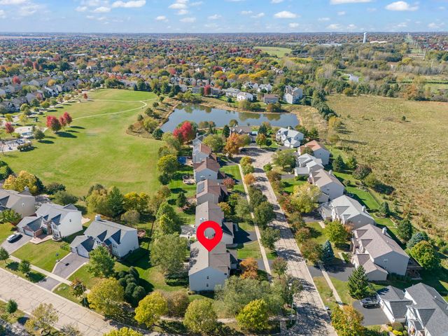 1 Firethorn Court, Bolingbrook, IL 60490