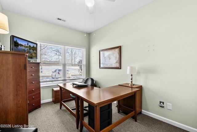 9502 Magnolia Ridge Dr 101, Louisville, KY 40291