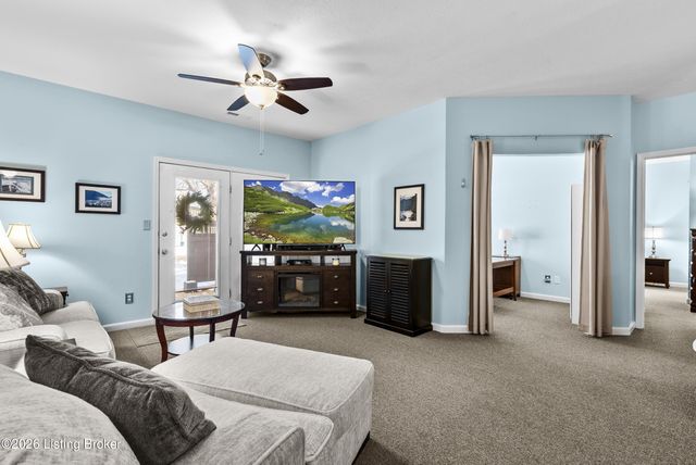 9502 Magnolia Ridge Dr 101, Louisville, KY 40291