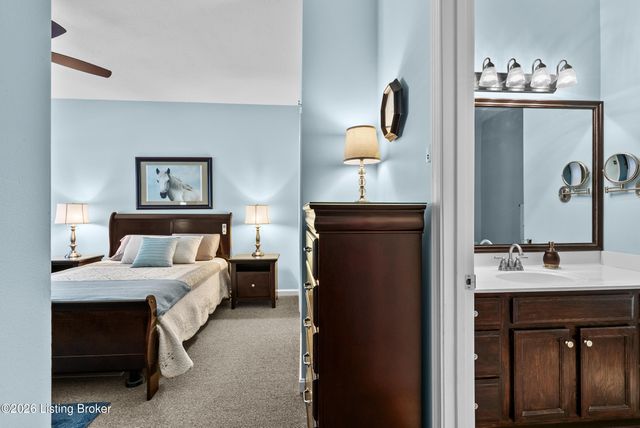 9502 Magnolia Ridge Dr 101, Louisville, KY 40291