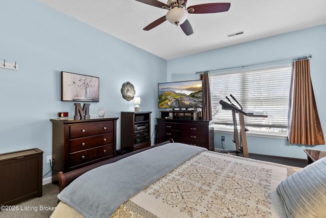 9502 Magnolia Ridge Dr 101, Louisville, KY 40291