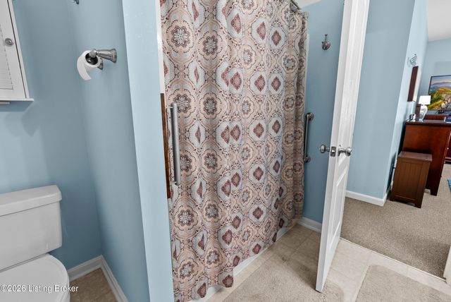 9502 Magnolia Ridge Dr 101, Louisville, KY 40291