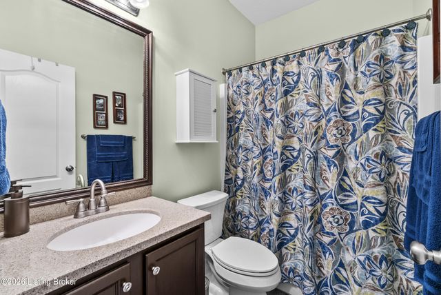 9502 Magnolia Ridge Dr 101, Louisville, KY 40291