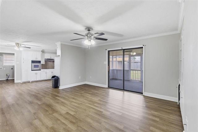 111 Lauren Lane, Sulphur, LA 70663