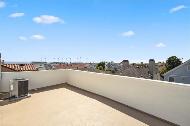 439 Carnation Avenue, Corona Del Mar, CA 92625
