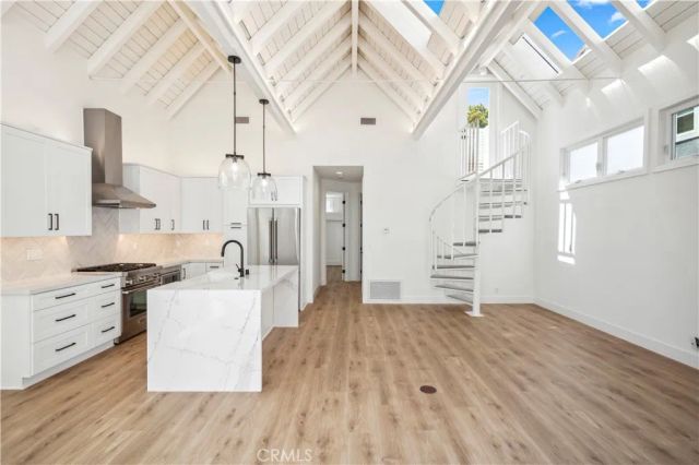 439 Carnation Avenue, Corona Del Mar, CA 92625