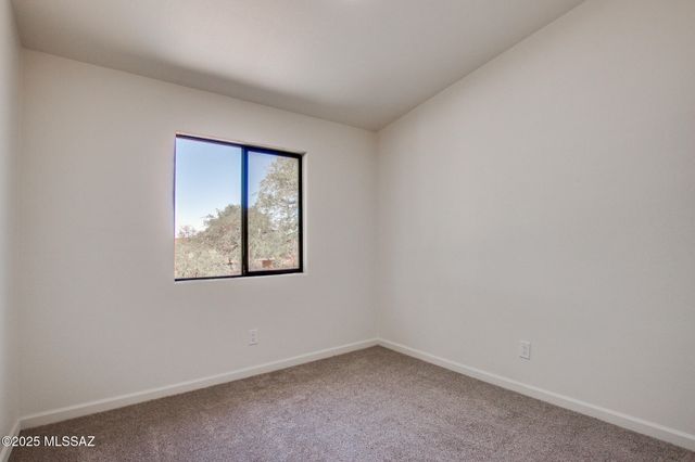 320 N Estill Drive, Oracle, AZ 85623