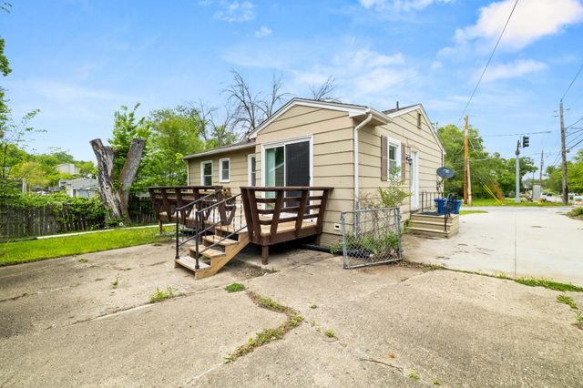 439 E Porter Avenue, Des Moines, IA 50315