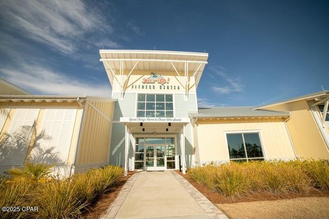 8656 Weekend Drive, Panama City Beach, FL 32413