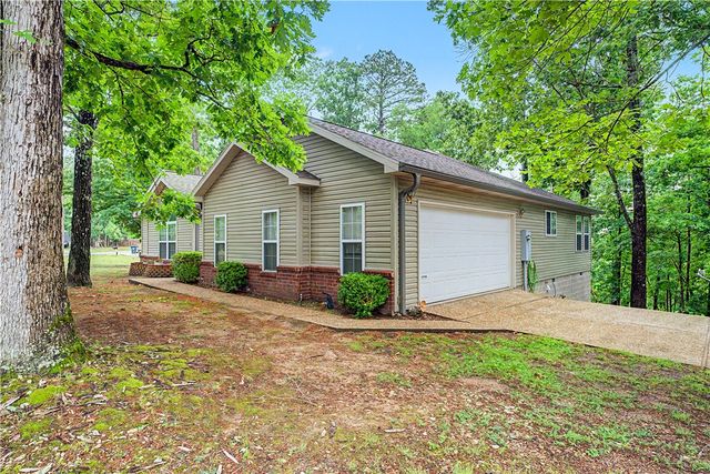 8393 Hickory Tree Lane, Rogers, AR 72756
