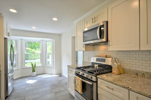3484 BROOKFIELD DR, Clarksville, TN 37043