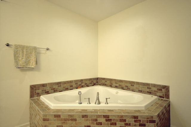 3484 BROOKFIELD DR, Clarksville, TN 37043