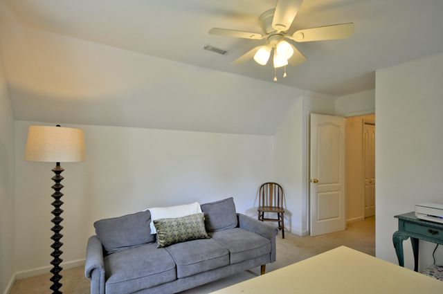 3484 BROOKFIELD DR, Clarksville, TN 37043
