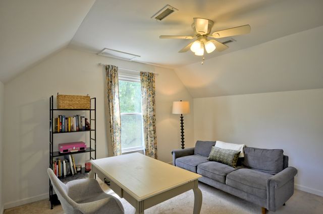 3484 BROOKFIELD DR, Clarksville, TN 37043