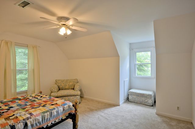 3484 BROOKFIELD DR, Clarksville, TN 37043