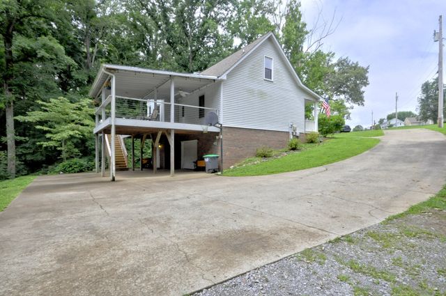 3484 BROOKFIELD DR, Clarksville, TN 37043