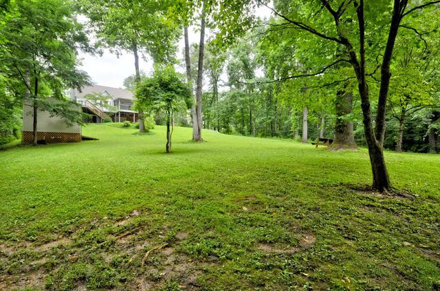 3484 BROOKFIELD DR, Clarksville, TN 37043