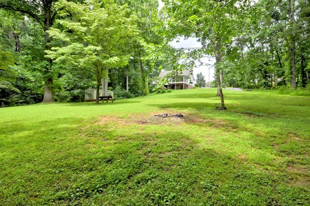 3484 BROOKFIELD DR, Clarksville, TN 37043