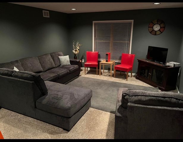 2805 38th Avenue SW, Cedar Rapids, IA 52404