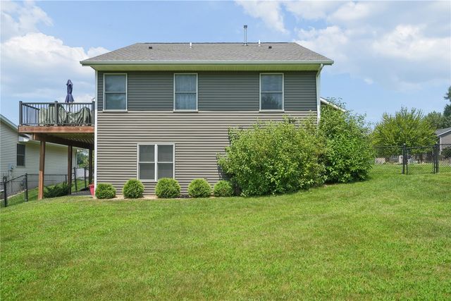 2805 38th Avenue SW, Cedar Rapids, IA 52404