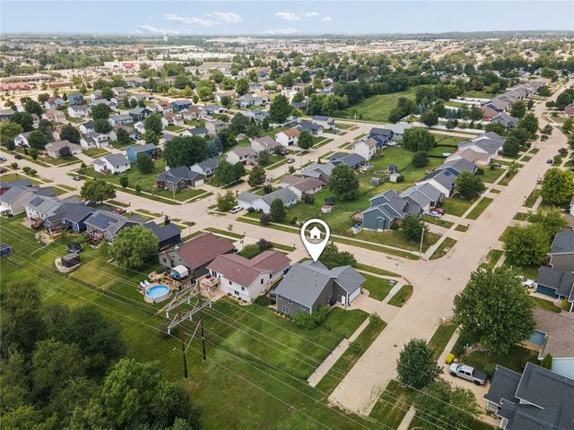 2805 38th Avenue SW, Cedar Rapids, IA 52404