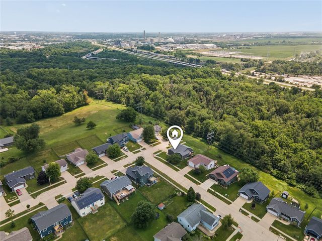 2805 38th Avenue SW, Cedar Rapids, IA 52404