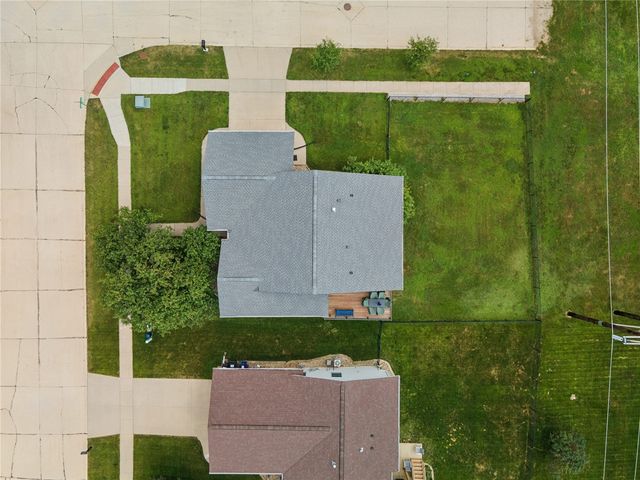 2805 38th Avenue SW, Cedar Rapids, IA 52404