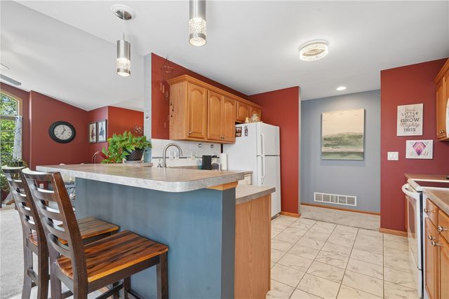 2805 38th Avenue SW, Cedar Rapids, IA 52404