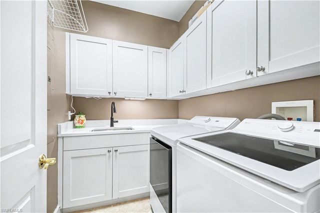 780 5th AVE S 203, Naples, FL 34102