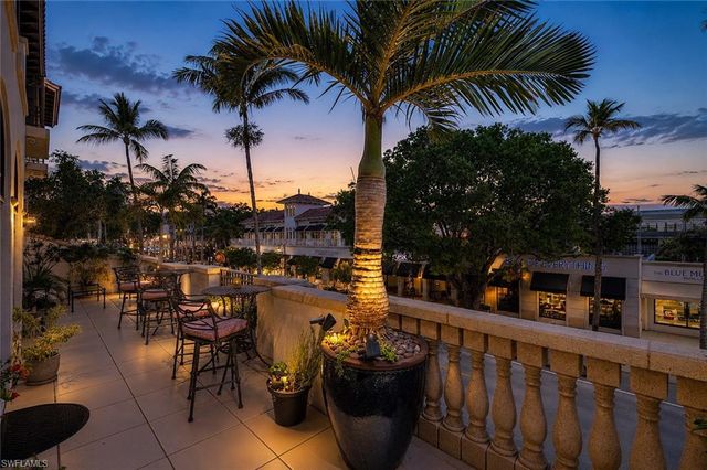 780 5th AVE S 203, Naples, FL 34102