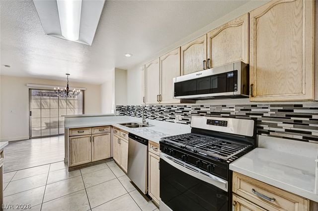 7926 Lisa Dawn Avenue, Las Vegas, NV 89147