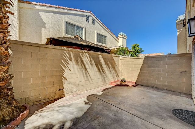 7926 Lisa Dawn Avenue, Las Vegas, NV 89147