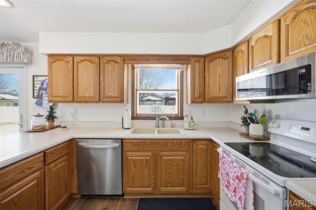 150 Sunfish Drive, Highland, IL 62249