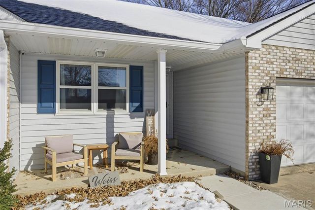 150 Sunfish Drive, Highland, IL 62249