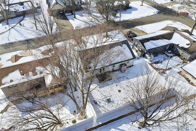 150 Sunfish Drive, Highland, IL 62249