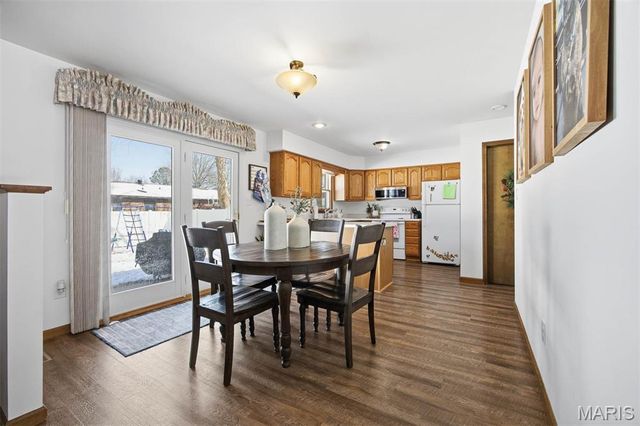 150 Sunfish Drive, Highland, IL 62249