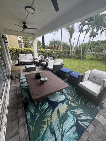 2761 Misty Oaks Circle, Royal Palm Beach, FL 33411