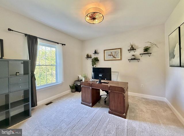 2000 ANTLER DR, Glen Mills, PA 19342