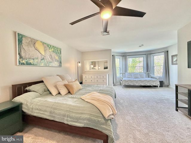 2000 ANTLER DR, Glen Mills, PA 19342