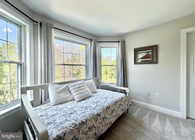 2000 ANTLER DR, Glen Mills, PA 19342