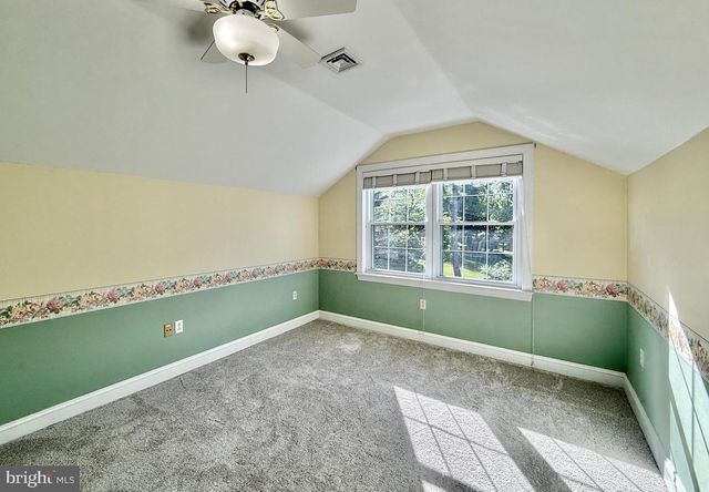 2000 ANTLER DR, Glen Mills, PA 19342