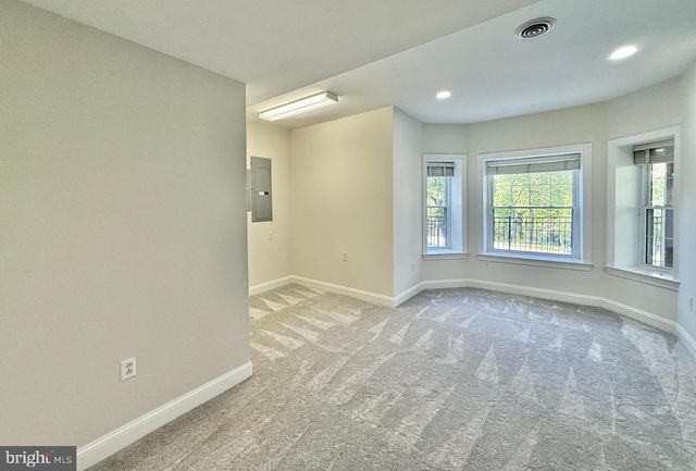 2000 ANTLER DR, Glen Mills, PA 19342