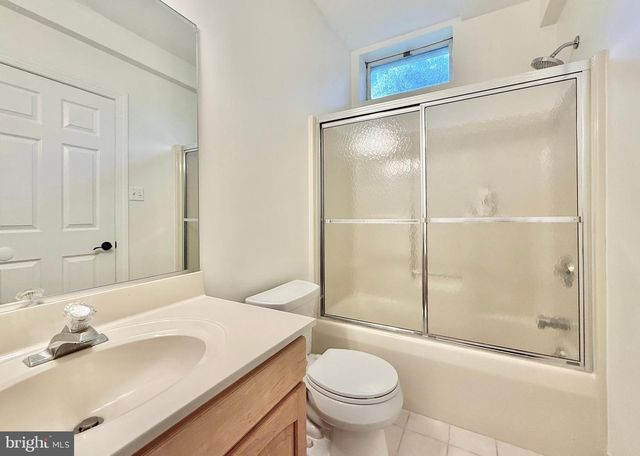 2000 ANTLER DR, Glen Mills, PA 19342