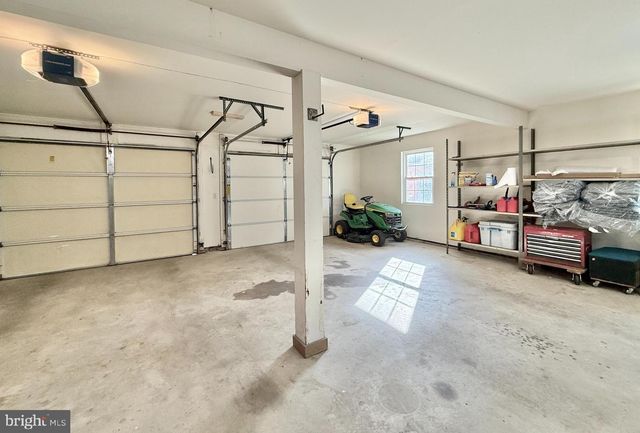 2000 ANTLER DR, Glen Mills, PA 19342