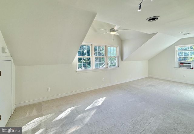 2000 ANTLER DR, Glen Mills, PA 19342
