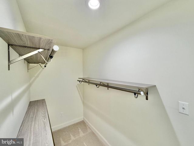 2000 ANTLER DR, Glen Mills, PA 19342
