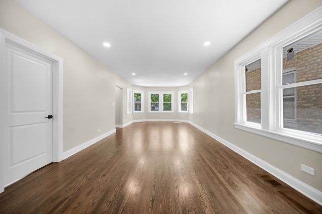 3052 N Major Avenue, Chicago, IL 60634