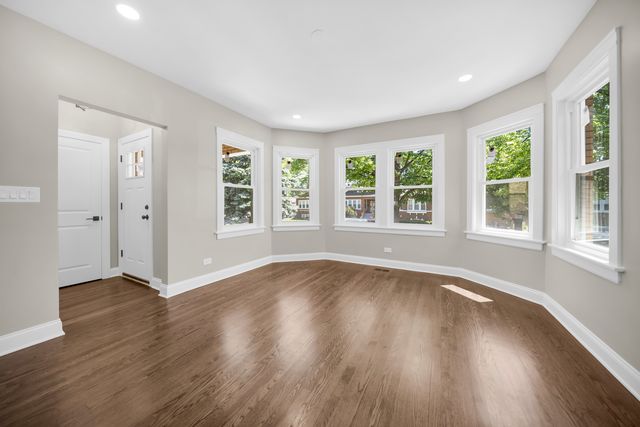 3052 N Major Avenue, Chicago, IL 60634