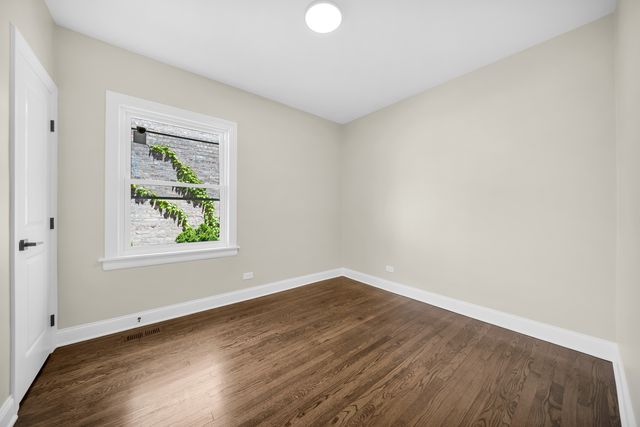 3052 N Major Avenue, Chicago, IL 60634